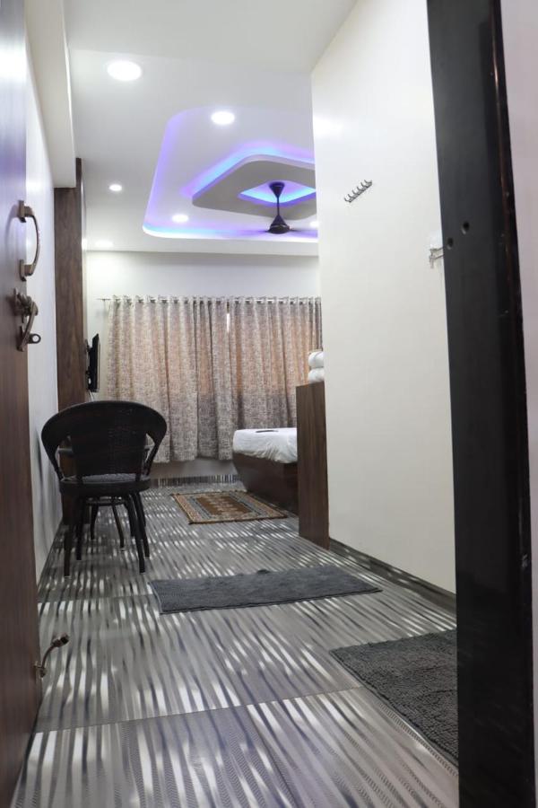 Pawan Executive Tuljapur Exterior photo