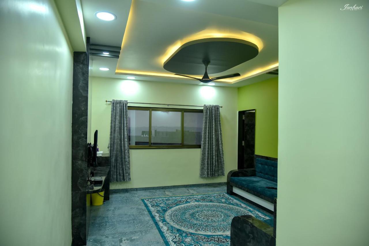 Pawan Executive Tuljapur Exterior photo