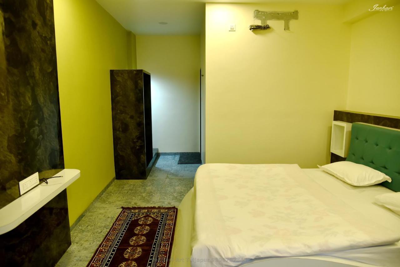 Pawan Executive Tuljapur Exterior photo