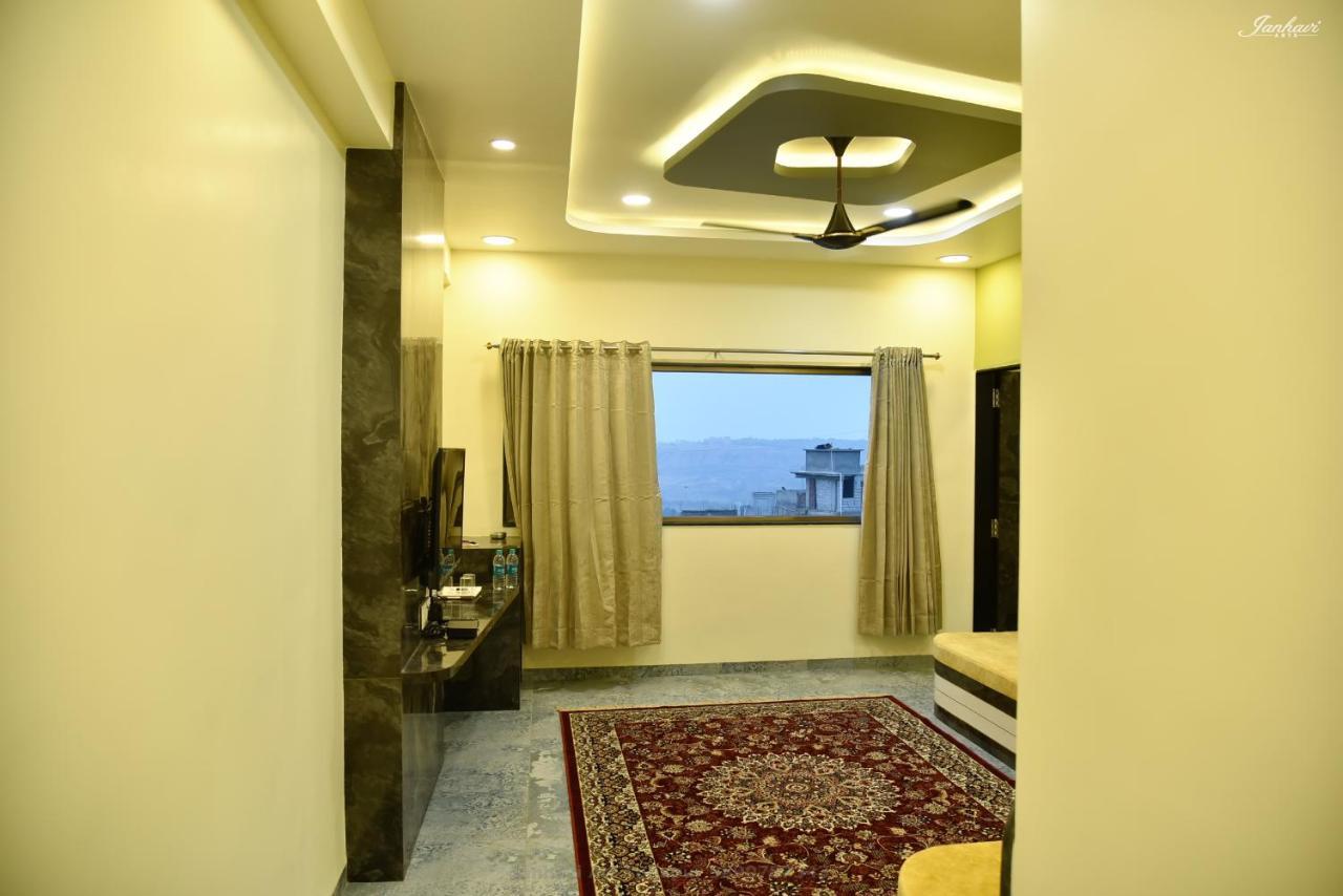 Pawan Executive Tuljapur Exterior photo